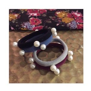 New Pearl Accented Ponytail Holders w/Bandana Set
